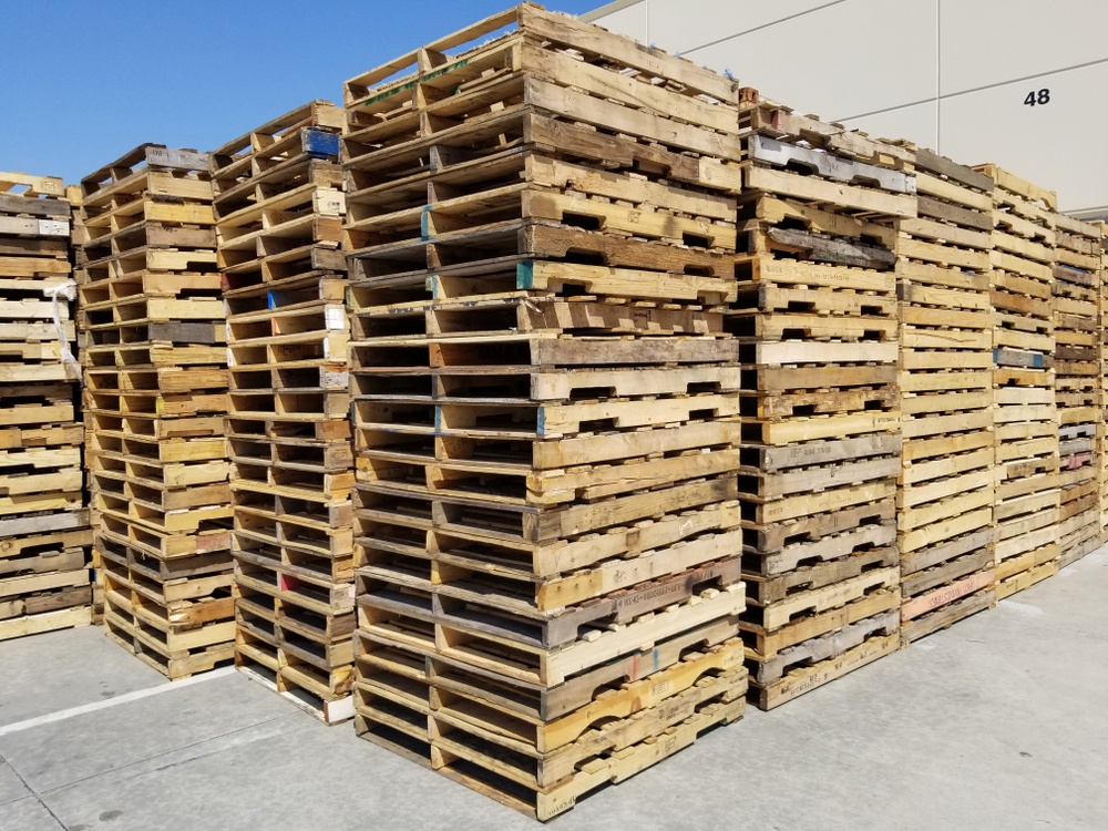 Qué tipo de madera tienen los palets?