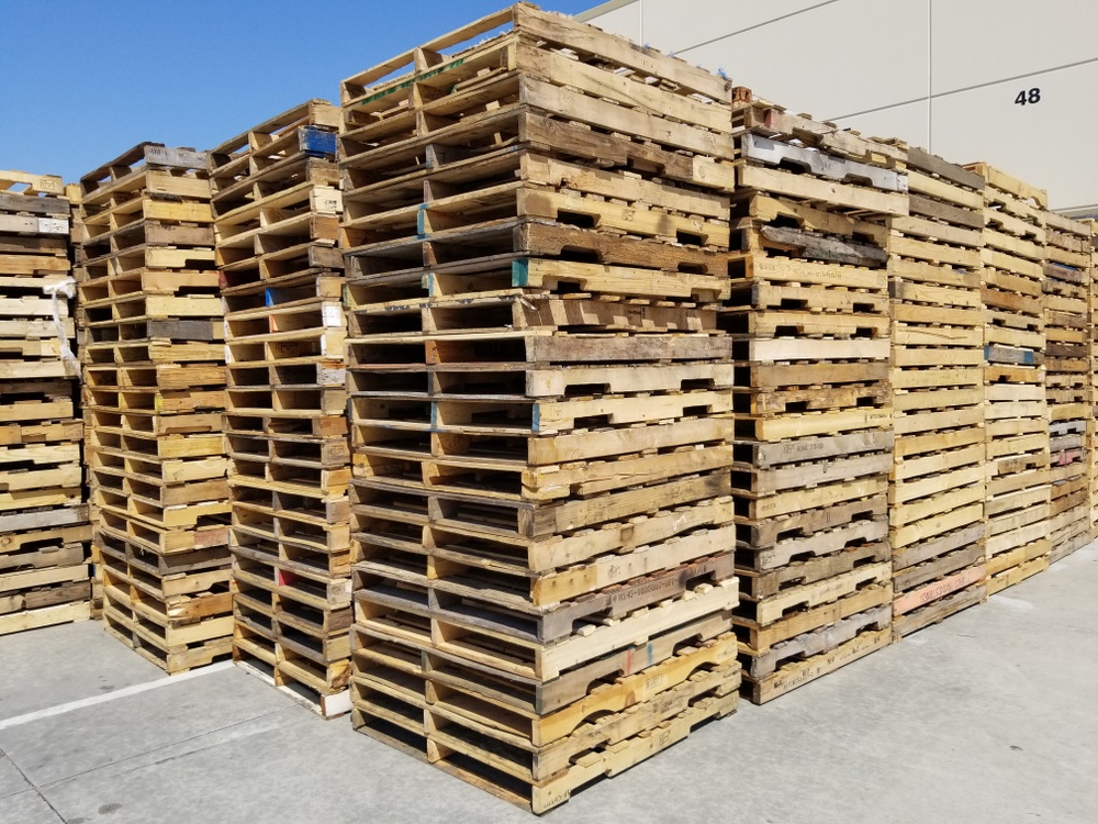 MyPalletsOnline  Palets de madera CP8 - Dimensiones 1140x1140 - Nuevo