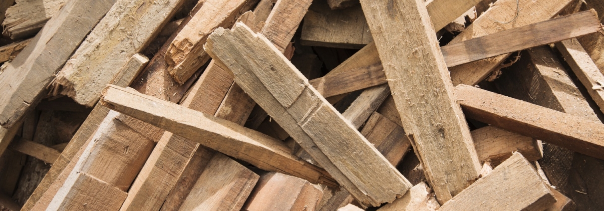 pile of pallet wood scraps ready for recycling