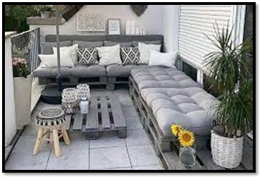 patio furniture made from recycled wood pallets